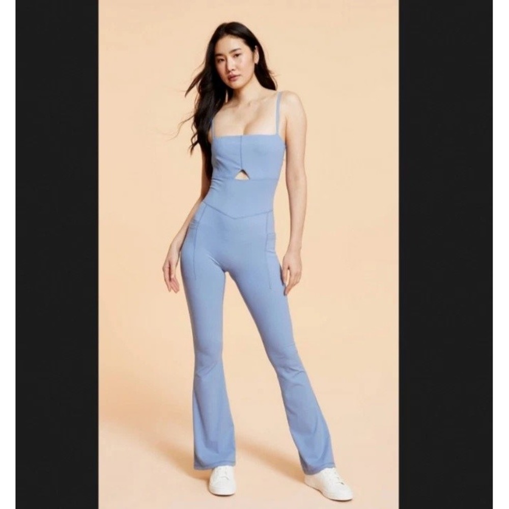 Blogilates Peekaboo Flare Jumpsuit XS Blue Cutout Pockets Yoga Gym Athleisure